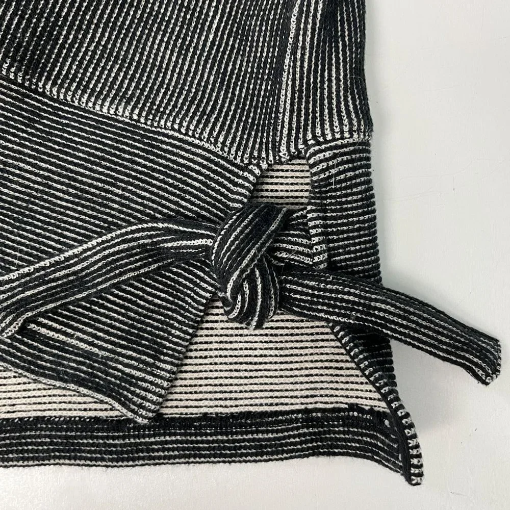 Madewell  MEDIUM French Terry Side Tie Black White Stripe Sweatshirt Top - Picture 5 of 12